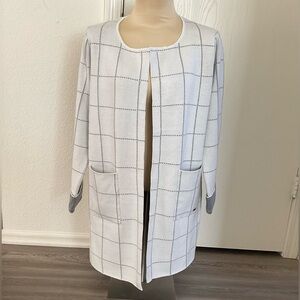 Picadilly Sweater Canada Open Front Cardigan Women's Gray White Plaid M